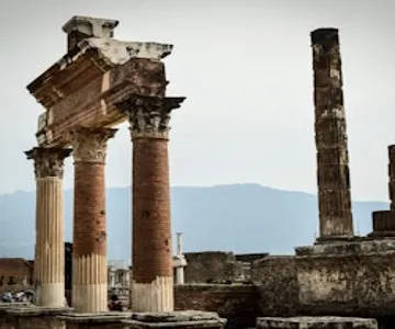 Pompeii: Guided Tour + Day Trip from Rome